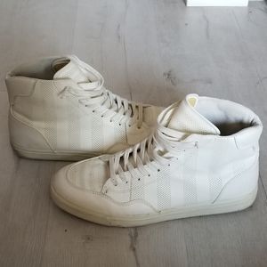 *RARE* WHITE Zara Man High Top basketball sneaker